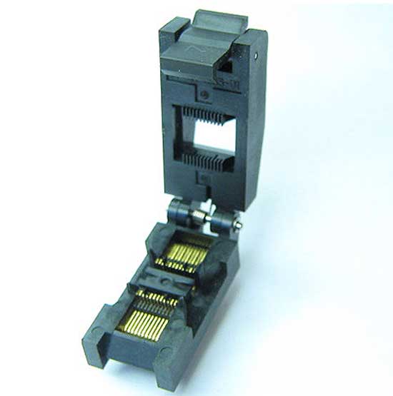 Enplas FP-24-0.65-01 - 24 pin closed top SSOP package test socket.