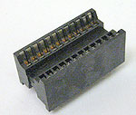Boyd 672-2280311 open top, 24 pin DIP test socket.